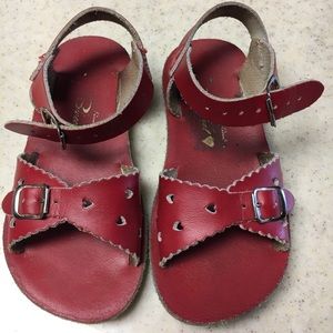 Saltwater Sandals size 9